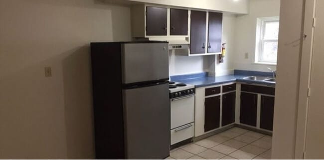 Foto del edificio - 154 N Seminary St