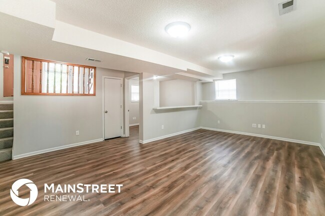 Building Photo - 1108 Park Dr