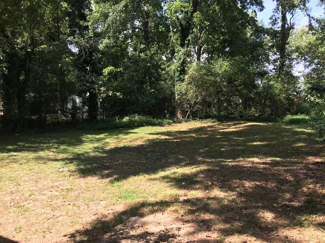Foto principal - 1816 Donnalee Ave SE