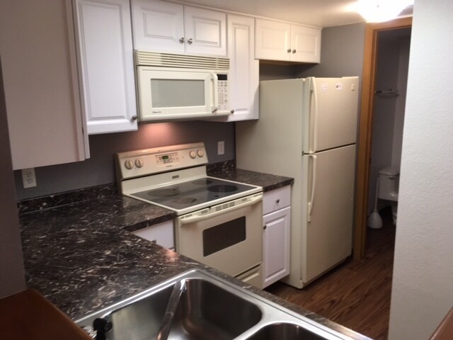 Building Photo - 4933 S. Carson St., Unit 104