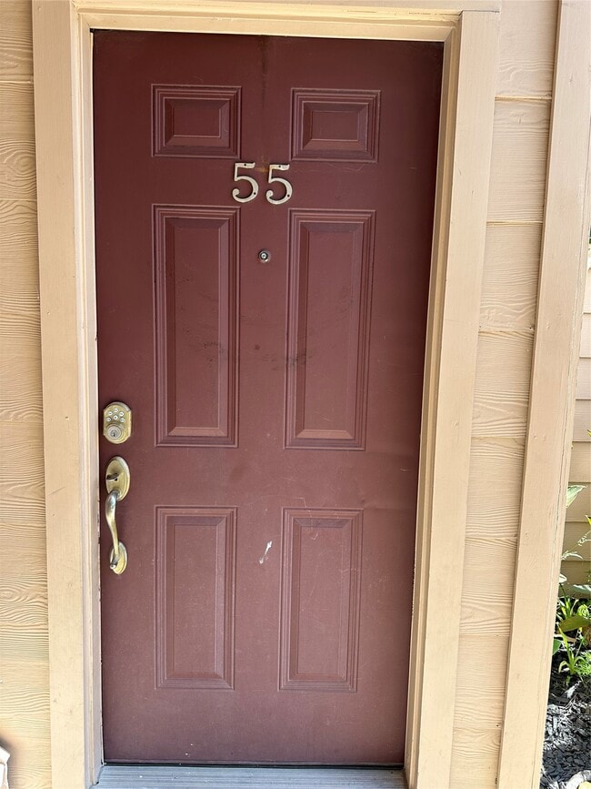 Building Photo - 2125 Augusta Dr