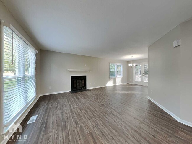 Foto del edificio - 202 Indian Springs Dr