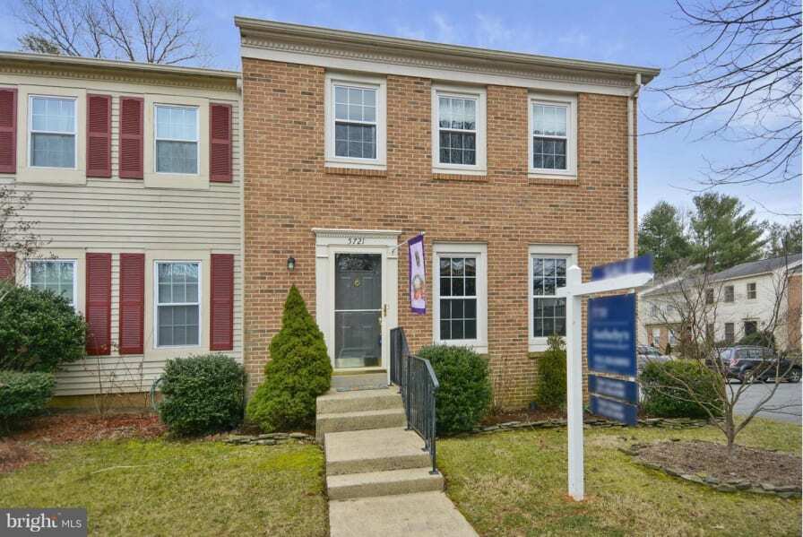 Primary Photo - Private Bedroom/Bath - 5721 Edgewater Oak Ct