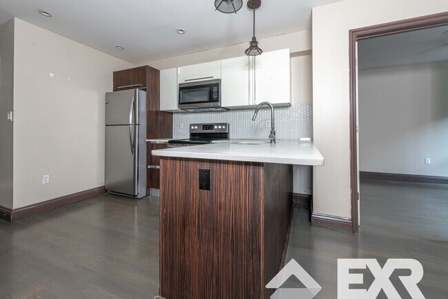 Foto del edificio - 1262 Broadway