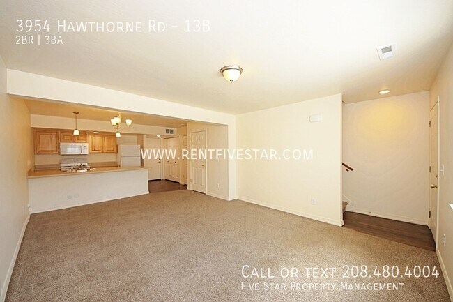 Building Photo - Spacious Townhome With 2 Primary Bedrooms!...