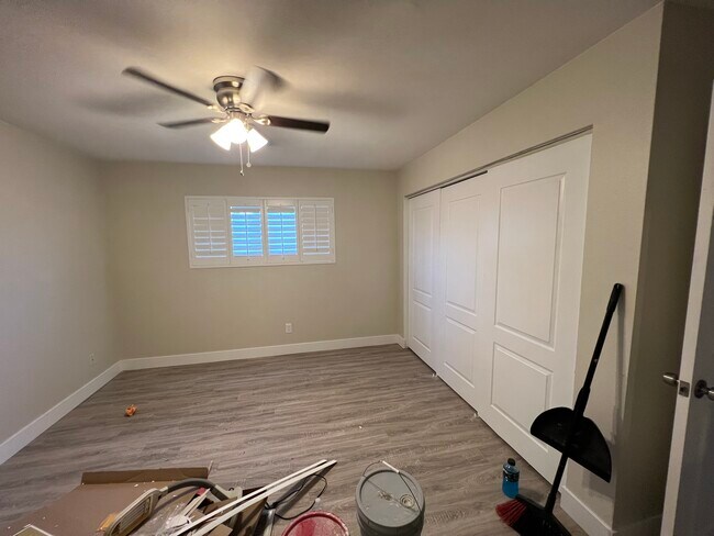 Bedroom 2 - 5525 E Thomas Rd