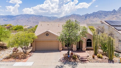 Building Photo - 11776 N Labyrinth Dr