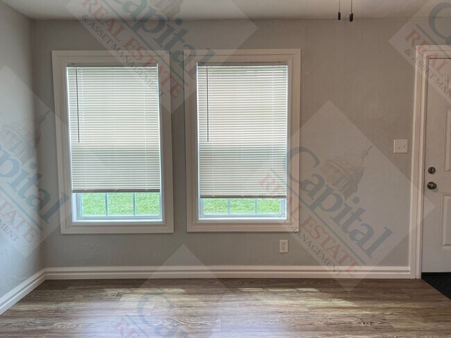 Foto del edificio - 4769 SE 27th St