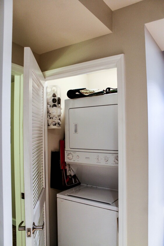 Foto principal - 5750 Bou Avenue