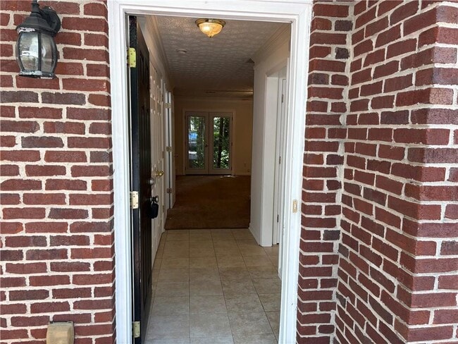 Building Photo - 4601 Logan Way