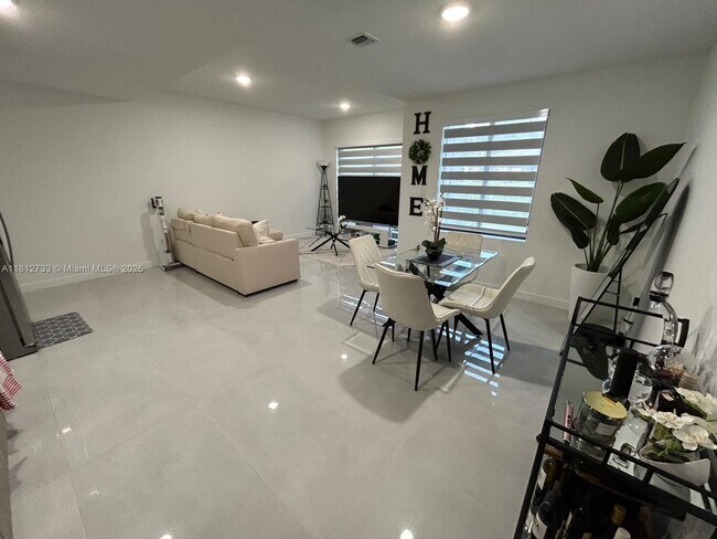 Foto del edificio - 26109 SW 145th Ave