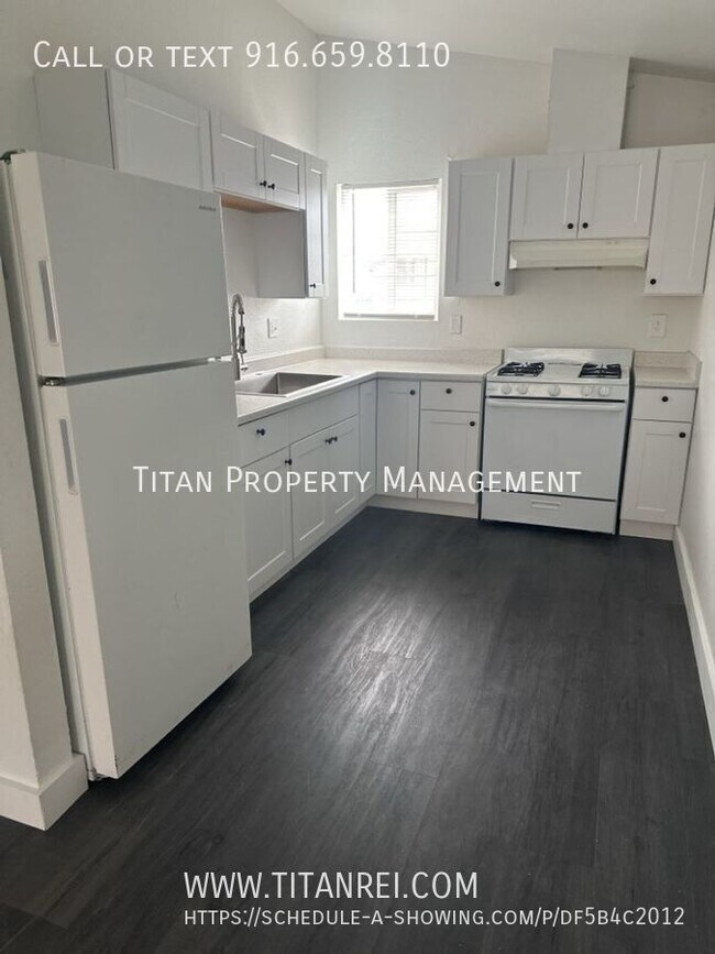 Foto del edificio - 3736 Astoria St