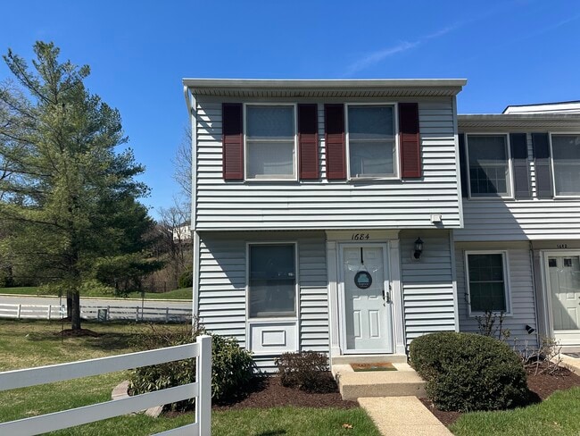 Photo - 1684 Thenia Pl (Woodbridge, VA) Townhome