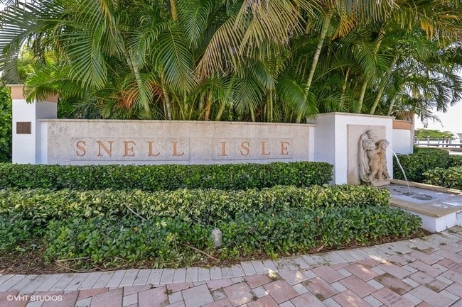 St. Petersburg's Most Desired Neighborhood - 222 Snell Isle Blvd NE