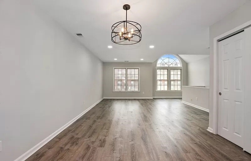Primary Photo - 117 Tiffany Blvd