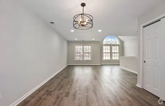 Building Photo - 117 Tiffany Blvd