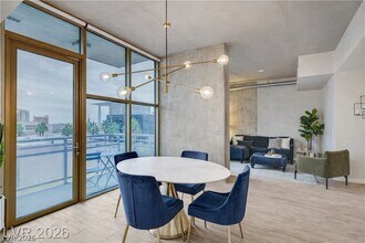 Building Photo - 353 E Bonneville Ave