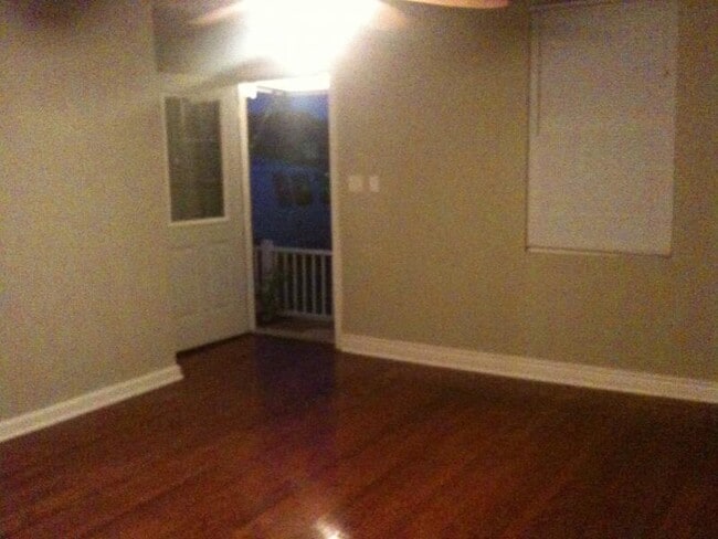 Photo - 6921 Warwick Blvd House