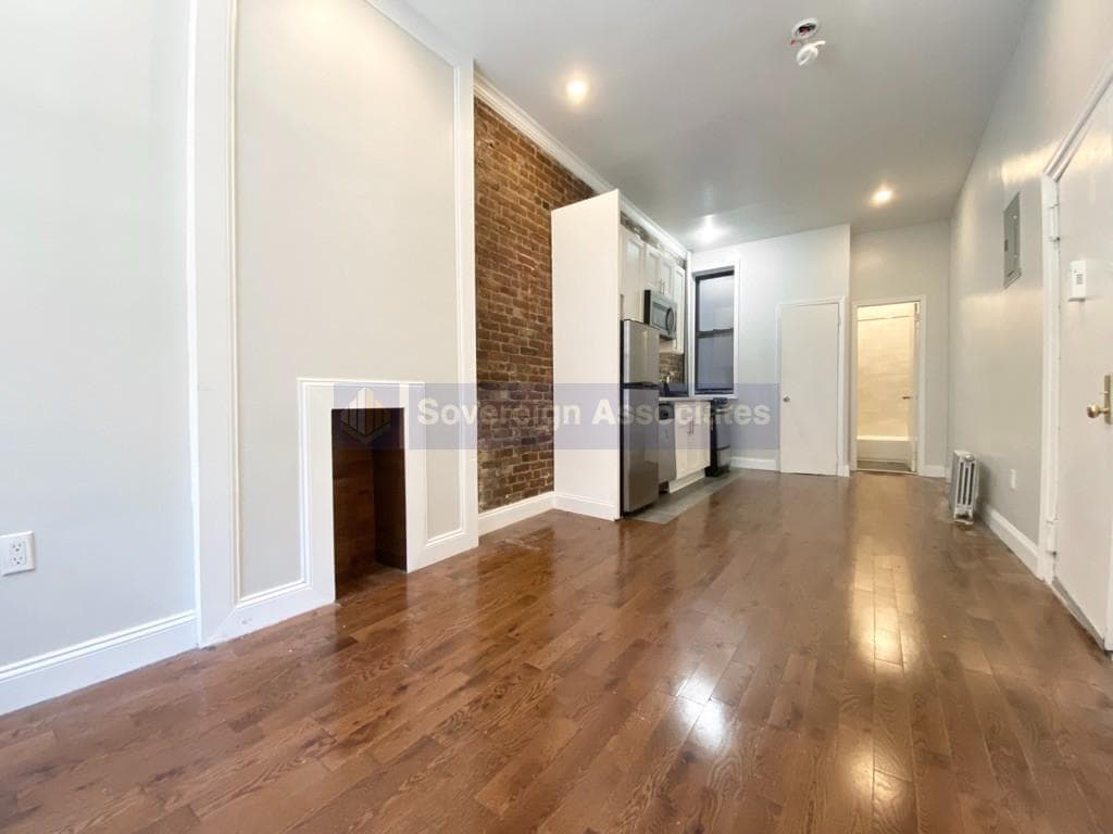 Primary Photo - 523 W 156th St