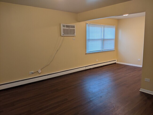 Foto del edificio - 18218 Hart Drive