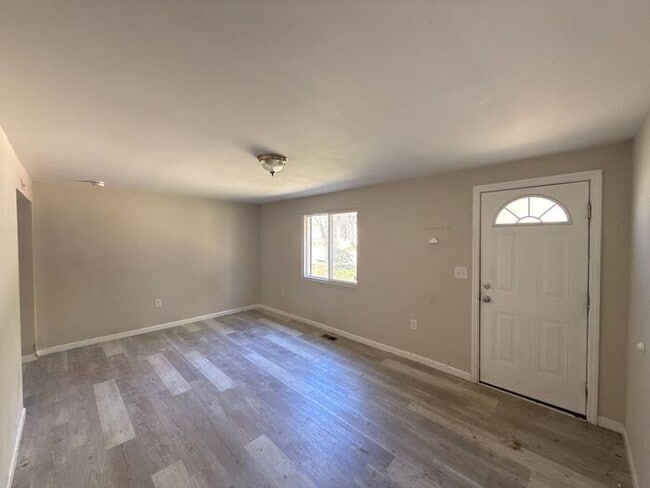 Photo - T.R. Lawing Realty Property House