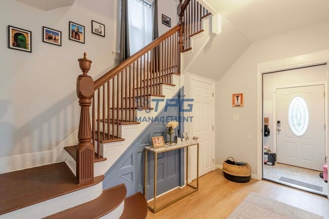 Foto del edificio - 211 Park Ave