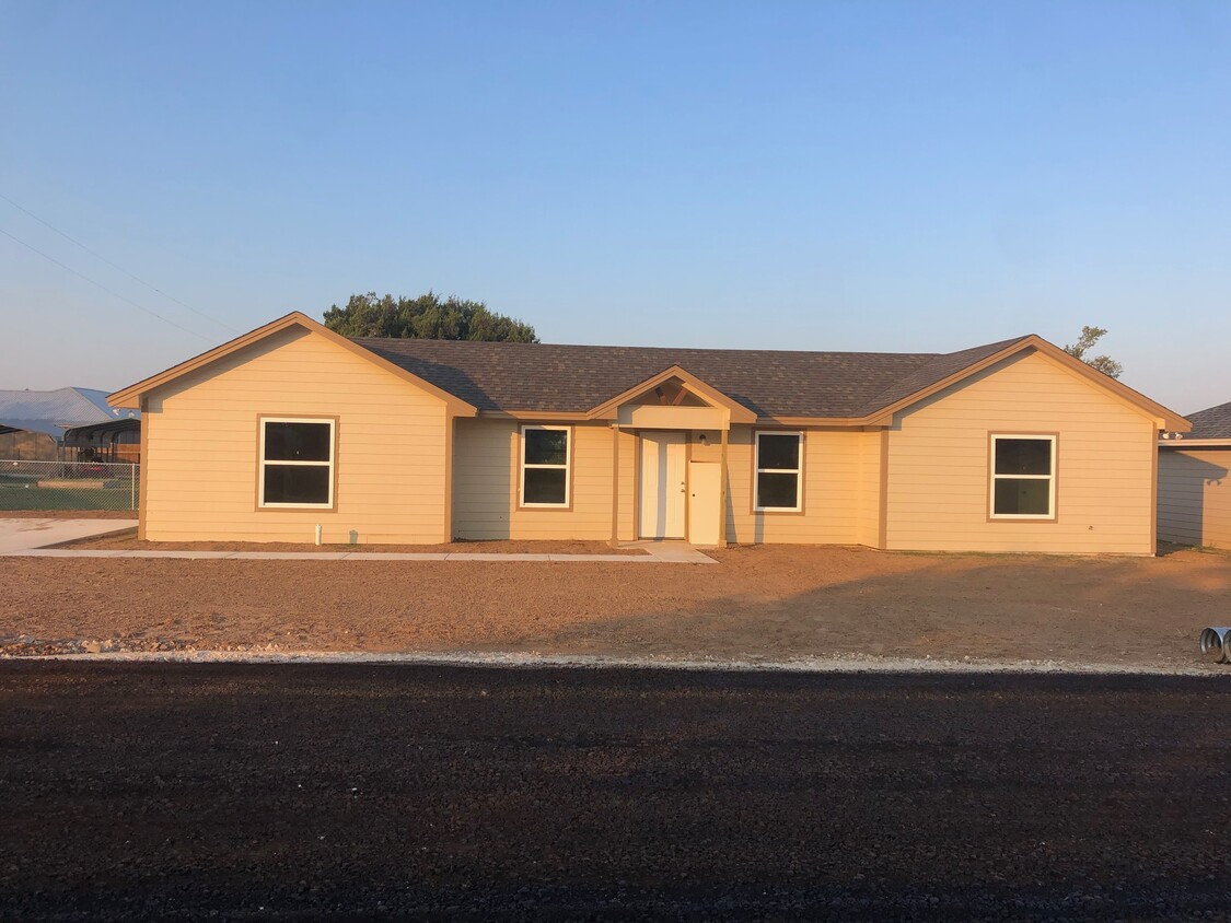 Foto principal - 109 Quail Meadows Dr