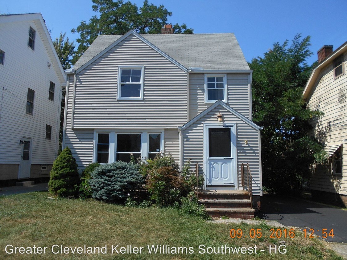 4868 E 88th St, Garfield Heights, OH 44125 House Rental in Garfield