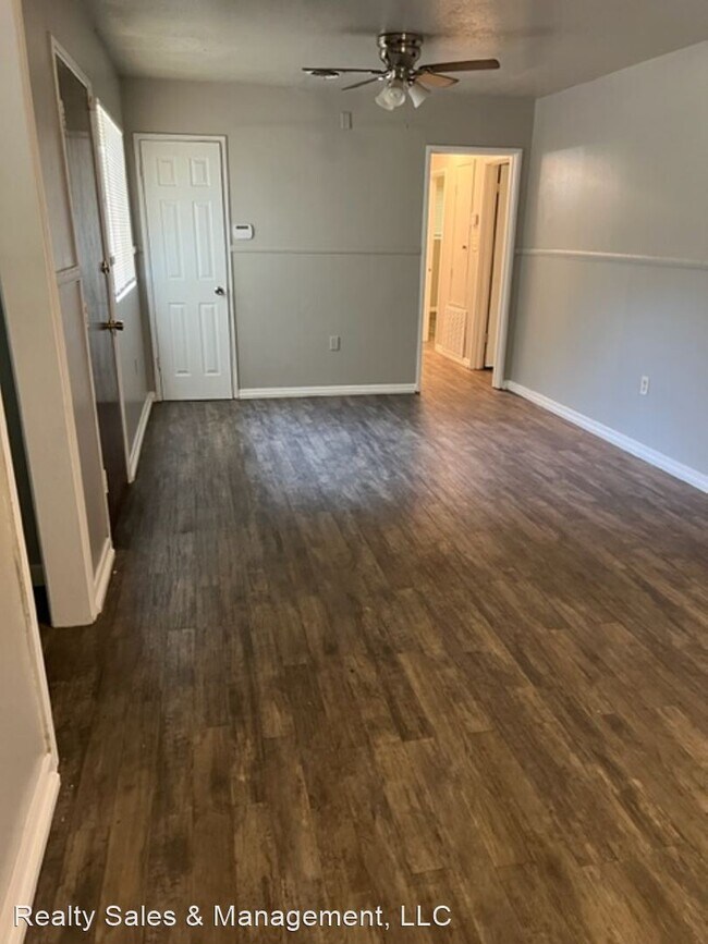 Foto del edificio - 3 br, 1 bath House - 349 Queen Julianna Lane