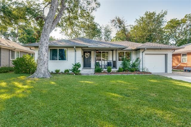 Primary Photo - 10226 Eastwood Dr