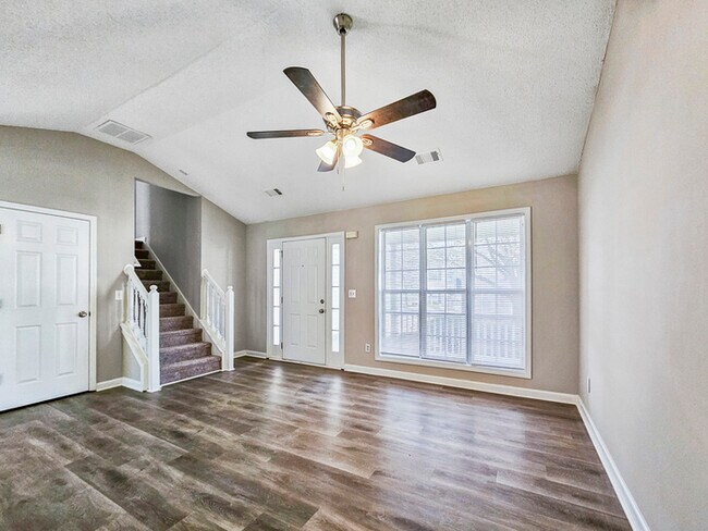 Foto del edificio - 3335 Waggoner Ln