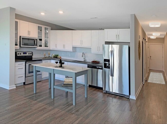 Maddox South End apartments — community photo - Maddox South End