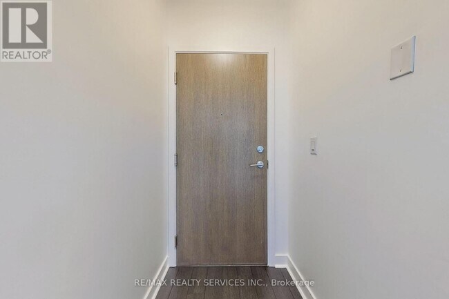 Building Photo - 3985 Grand Park Dr