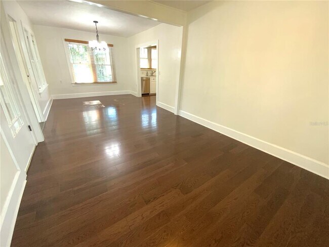 Foto del edificio - 3100 10th St N