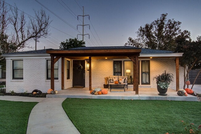 Foto del edificio - 3001 32nd St