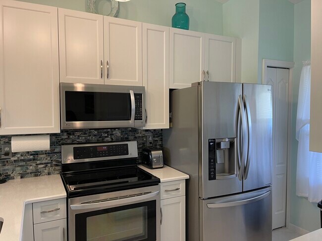 Foto del edificio - 1336 Mainsail Dr