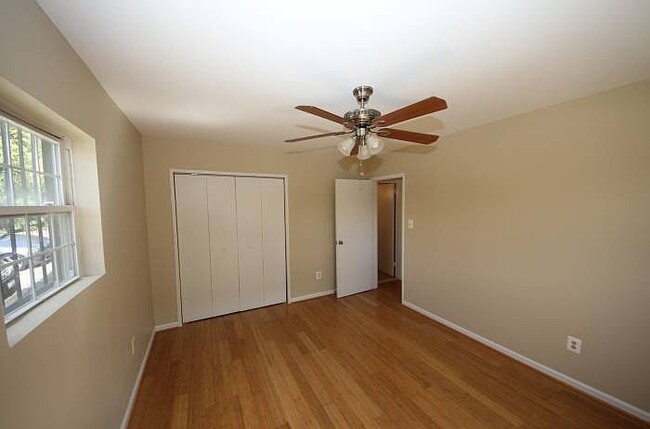 Building Photo - 210 43rd Rd NE