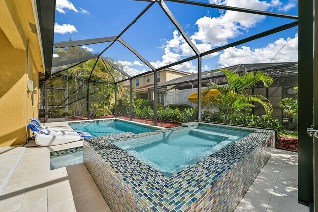 Foto del edificio - **Custom Pool/Spa ~ 3 Bed/2.5 Bath Single ...
