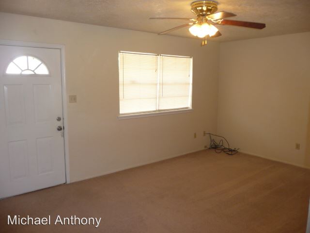 Building Photo - 421 NW 69th St