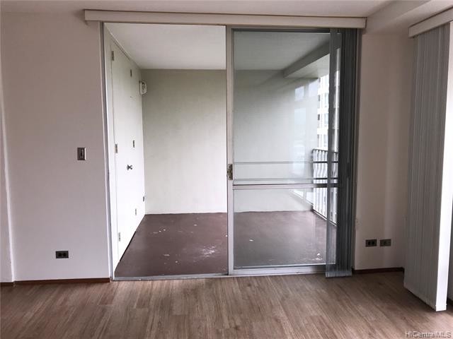 Foto del edificio - 1519 Nuuanu Ave