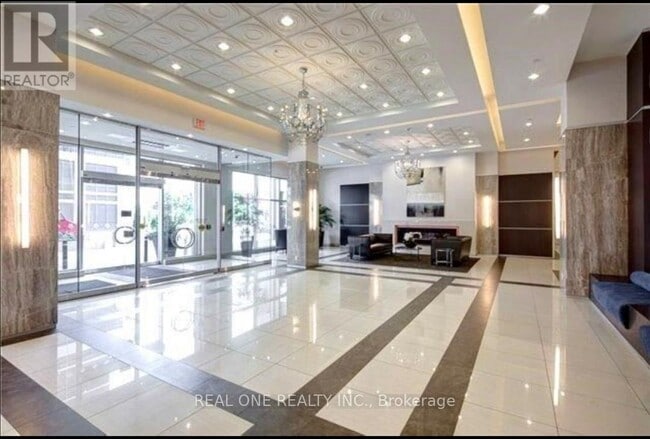 Photo du bâtiment - 7167 Yonge St