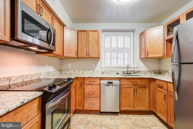 Building Photo - 3855 Rodman St NW