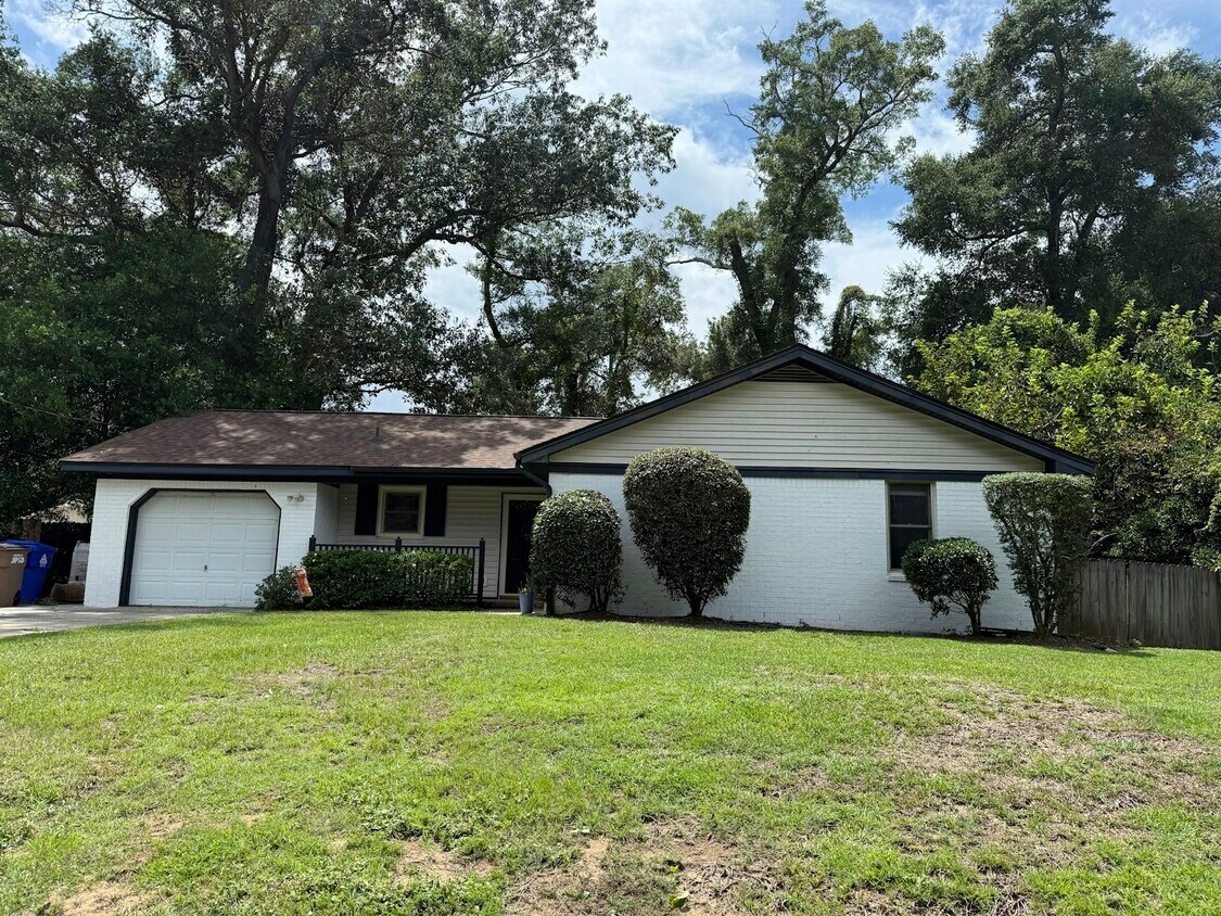 Primary Photo - 971 Nabors Dr