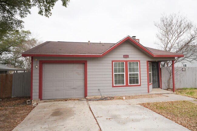 Building Photo - 4011 Fire Sun