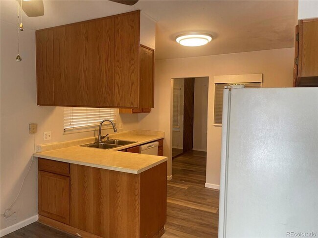 Foto del edificio - 16576 E Stanford Pl