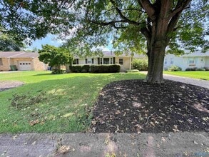 Building Photo - 6609 Chadwell Rd SW