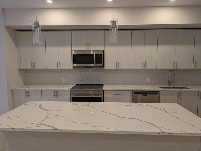 Photo du bâtiment - 812 Star Private