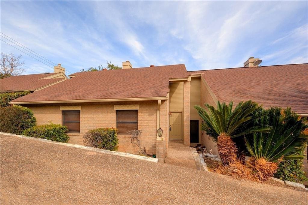 5704 Scout Bluff, Austin, TX 78731 Townhome Rentals in Austin TX