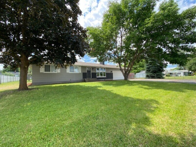 Primary Photo - 14904 E Longfellow Ave