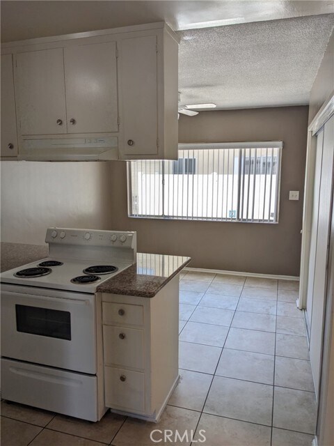 Foto del edificio - 2758 Orange Ave